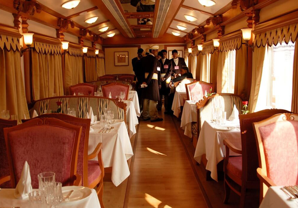 luxury train India 